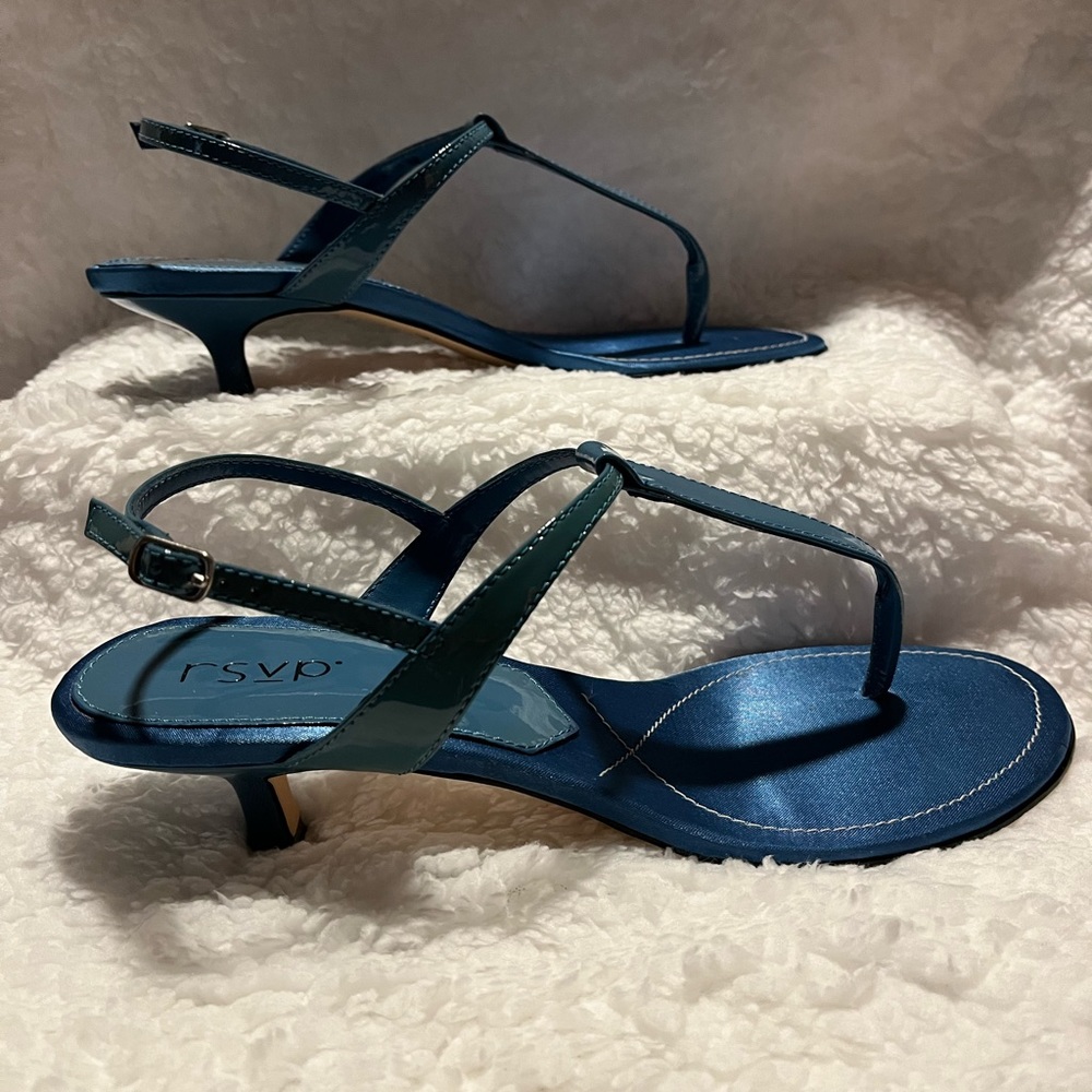 RSVP NEW IN BOX, BLUE PATENT SANDALS 8 1/2 M